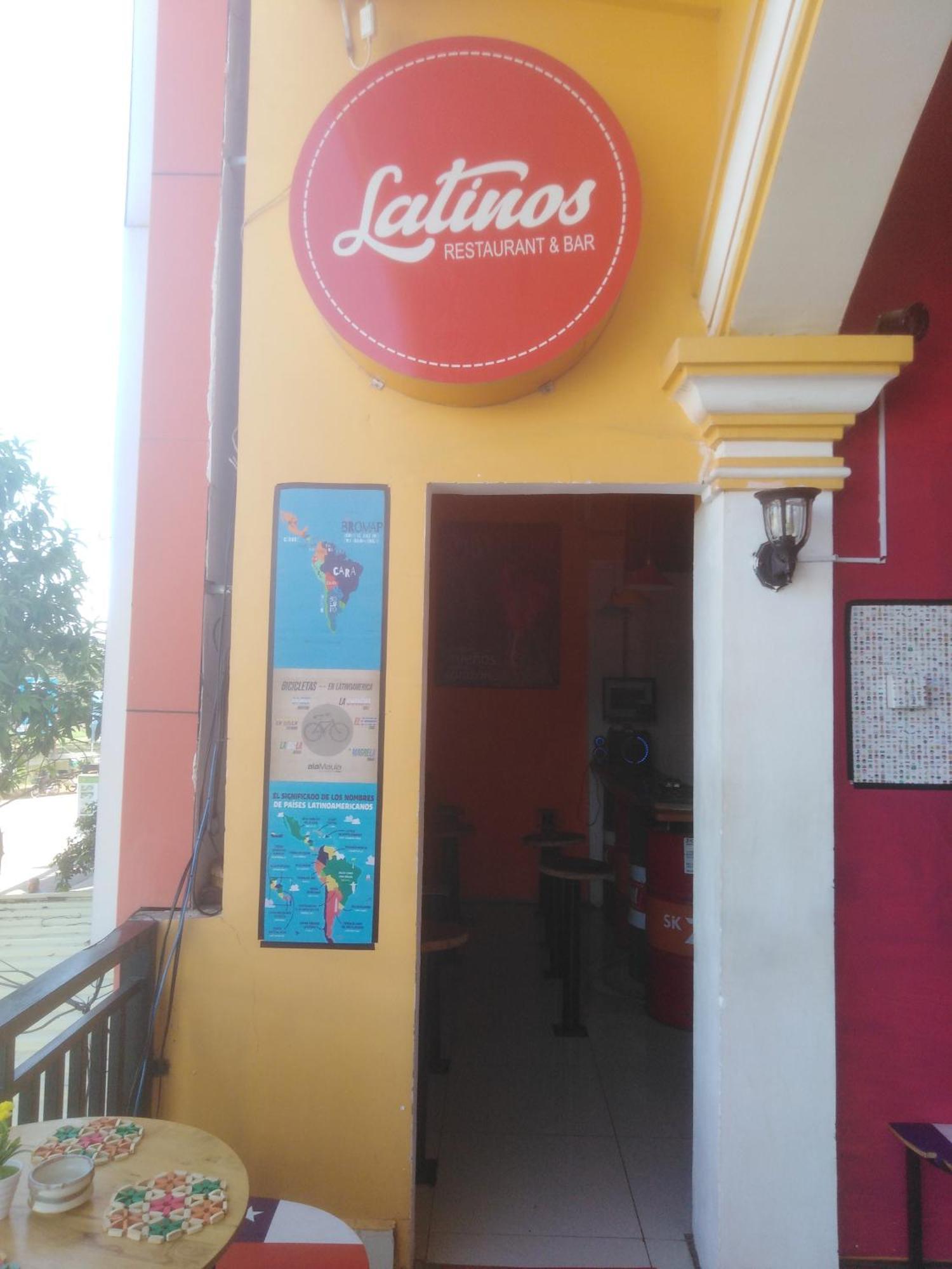 Latinos Hostel Siem Reap Buitenkant foto