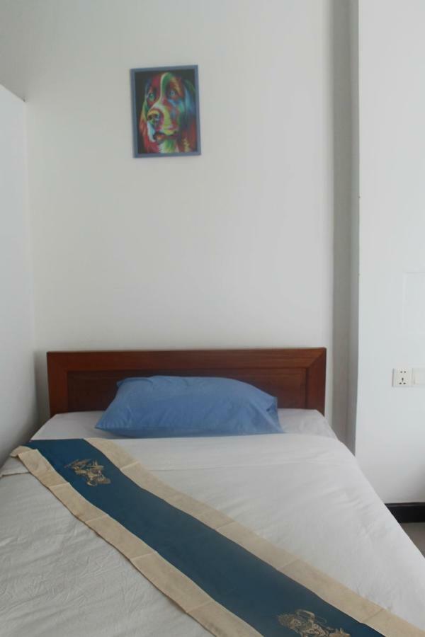 Latinos Hostel Siem Reap Buitenkant foto